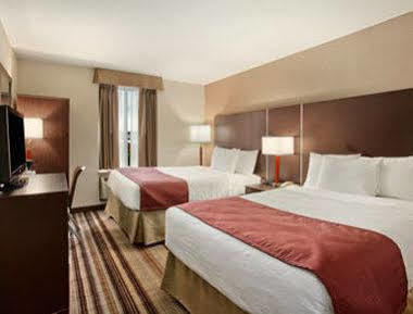 Days Inn & Suites By Wyndham Jamaica Jfk Airport New York Esterno foto